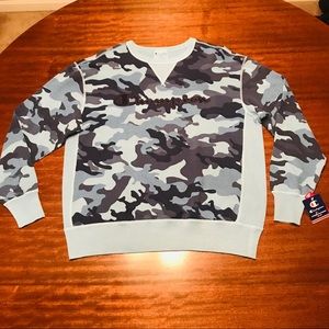 Brand NWT Champion Blue Camo Sweatshirt- Size XL
